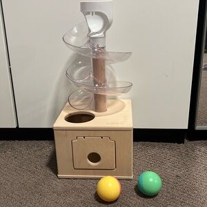 Lovevery Babbler Slide and Seek Ball Run with balls Montessori Mos. 13, 14, 15